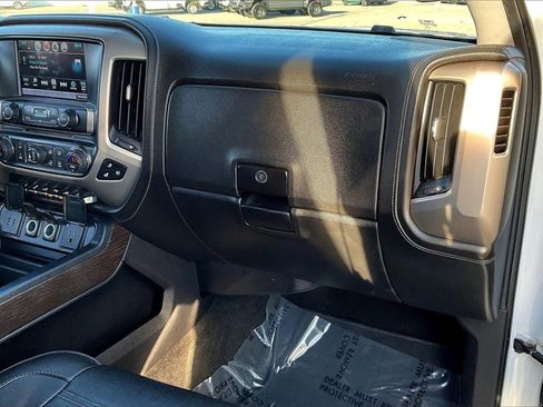 Used 2017 GMC Sierra 1500 Denali image 16