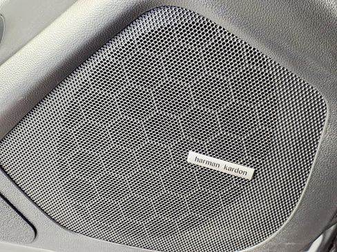 Used 2025 Subaru Ascent Touring image 17