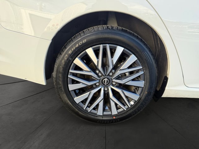 Used 2025 Nissan Altima 2.5 SV AWD/4WD image 9