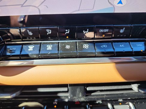 New 2026 GMC Canyon AT4 image 14