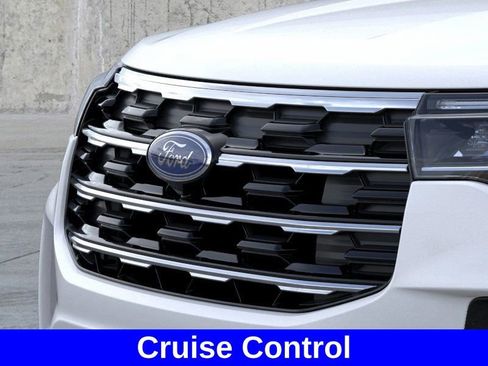 New 2025 Ford Explorer Active w/ Active Comfort Package image 17