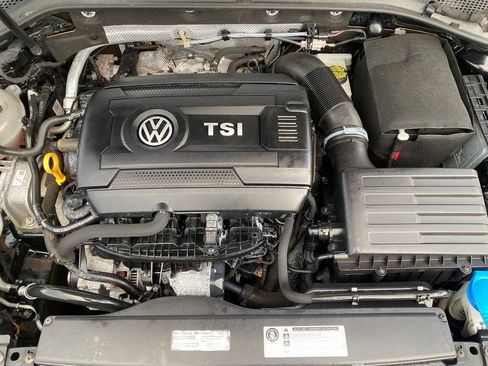 Used 2017 Volkswagen GTI S FWD image 28
