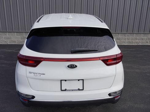 Used 2021 Kia Sportage LX w/ LX AWD Popular Package image 3