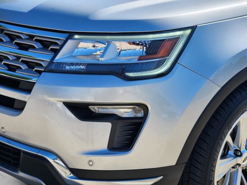 Used 2019 Ford Explorer Limited w/ Class III Trailer Tow Package FWD image 34