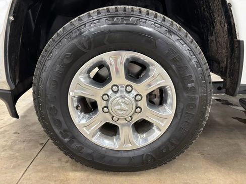 Used 2024 RAM 3500 Big Horn AWD/4WD image 8
