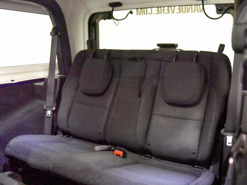 Used 2020 Jeep Wrangler Sport image 17