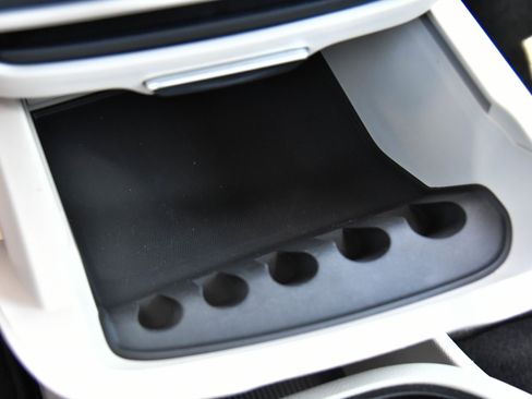Used 2023 Chrysler Pacifica Touring-L FWD image 29