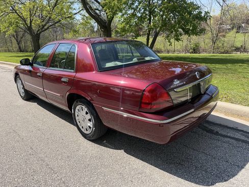 Used 2006 Mercury Grand Marquis GS RWD image 3
