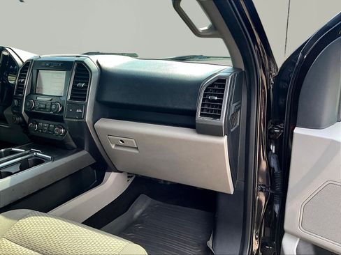Used 2019 Ford F150 XLT w/ Equipment Group 302A Luxury AWD/4WD image 27