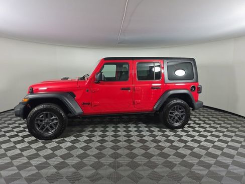 Used 2024 Jeep Wrangler Unlimited Sport AWD/4WD image 2