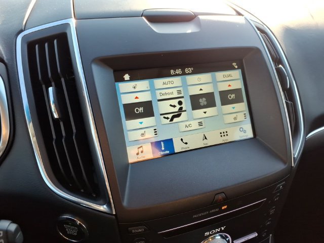 Used 2018 Ford Edge Titanium w/ Ford Safe & Smart Package AWD/4WD image 24
