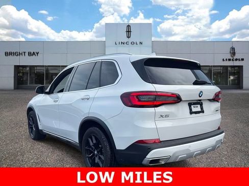 Used 2023 BMW X5 xDrive40i w/ Premium Package AWD/4WD image 4