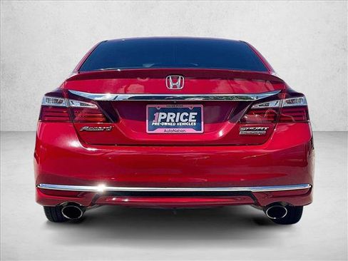 Used 2017 Honda Accord Sport Special Edition image 4