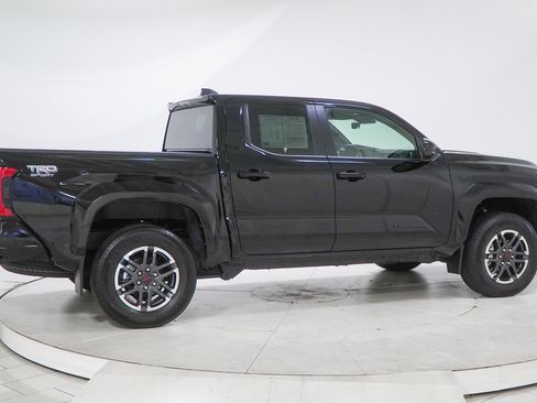 Used 2024 Toyota Tacoma TRD Sport image 14