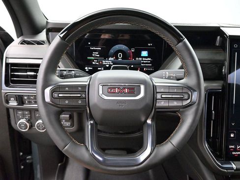 Used 2026 GMC Yukon XL AT4 w/ AT4 Premium Plus Package AWD/4WD image 15