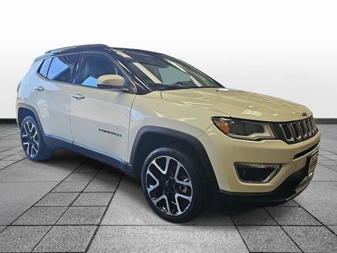 Used 2020 Jeep Compass Limited w/ Premium Lighting Group image 3