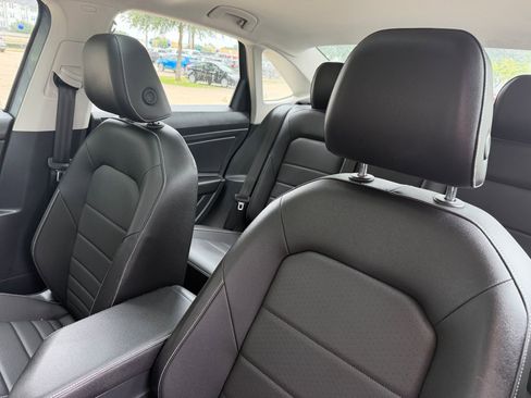 Certified 2024 Volkswagen Jetta SE FWD image 12