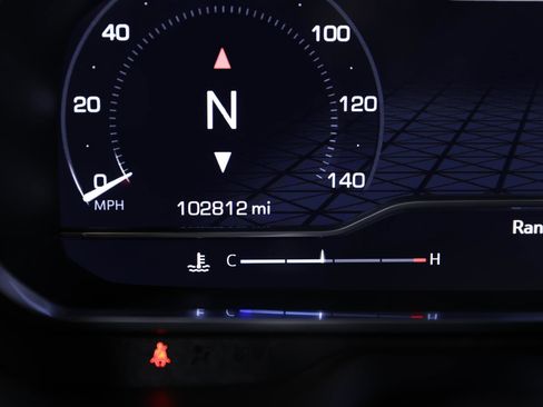 Used 2023 GMC Yukon XL AT4 image 26