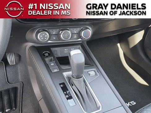 New 2025 Nissan Kicks SV w/ SV Premium Package image 16