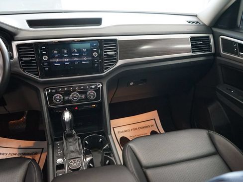 Used 2018 Volkswagen Atlas SEL AWD/4WD image 12