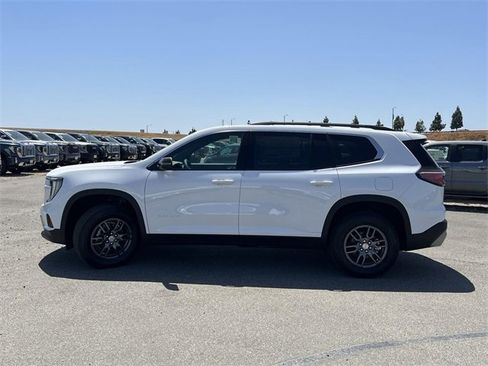 New 2025 GMC Acadia Elevation image 6