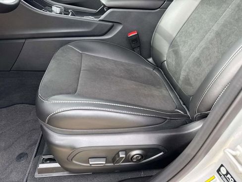 New 2025 Jeep Grand Cherokee L Altitude RWD image 11