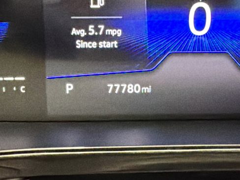 Used 2022 Volkswagen Taos S FWD image 8
