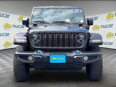 Used 2024 Jeep Wrangler Unlimited Rubicon 4xe w/ Technology Group AWD/4WD image 2