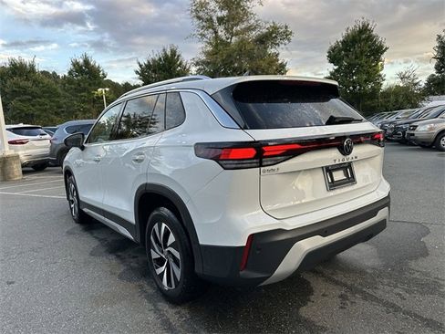 New 2025 Volkswagen Tiguan S image 3