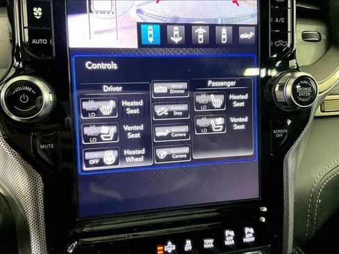 Used 2019 RAM 1500 Limited RWD image 31