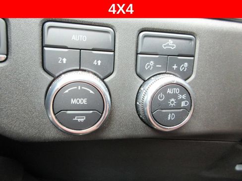 Certified 2025 GMC Sierra 1500 Elevation AWD/4WD image 20