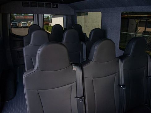 Used 2025 Mercedes-Benz Sprinter 2500 image 21