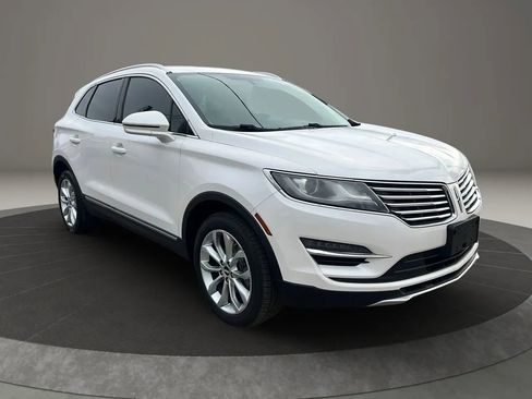 Used 2017 Lincoln MKC Select w/ Select Plus Package image 3