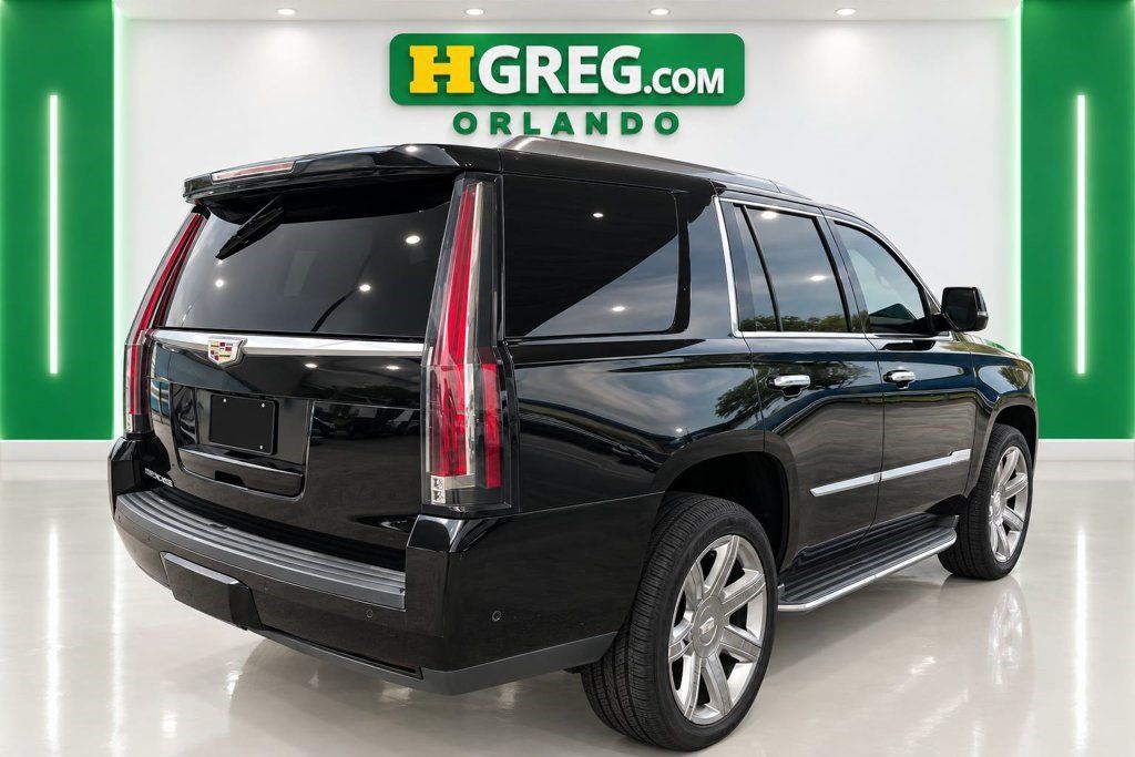 Used 2018 Cadillac Escalade Luxury RWD image 6