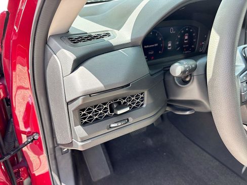 Certified 2023 Honda Accord EX image 11