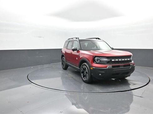 New 2025 Ford Bronco Sport Outer Banks w/ Outer Banks Tech Package+ image 1