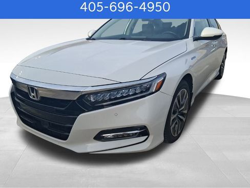 Used 2020 Honda Accord Touring image 1