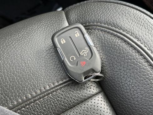 Used 2022 GMC Sierra 2500 Denali AWD/4WD image 31