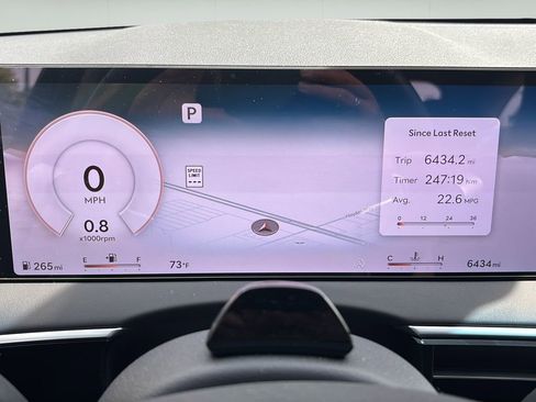 Certified 2026 Genesis GV70 2.5T AWD/4WD image 24
