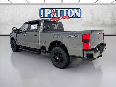 New 2026 Ford F250 Lariat w/ Black Appearance Package AWD/4WD image 5
