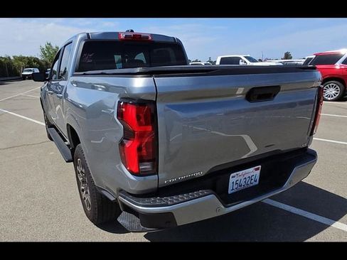 Used 2024 Chevrolet Colorado LT w/ LT Convenience Package III RWD image 4