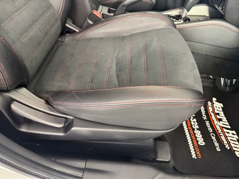 Used 2024 Mitsubishi Outlander Sport AWD image 43