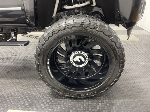 Used 2015 GMC Sierra 3500 Denali w/ Duramax Plus Package image 27