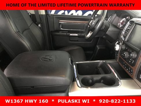 Used 2018 RAM 1500 Laramie w/ Convenience Group AWD/4WD image 5