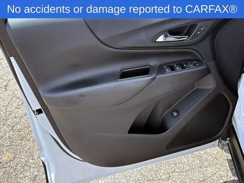 Certified 2024 Chevrolet Equinox LT w/ LPO, Floor Liner Package FWD image 17