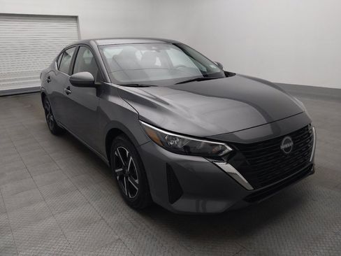 Used 2025 Nissan Sentra SV image 13