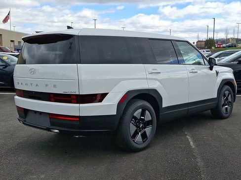 New 2026 Hyundai Santa Fe SE image 4