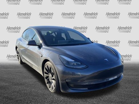 Used 2023 Tesla Model 3 Performance image 2