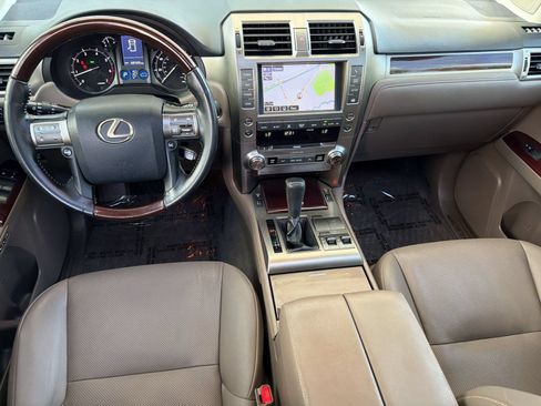 Used 2019 Lexus GX 460 Premium AWD/4WD image 15