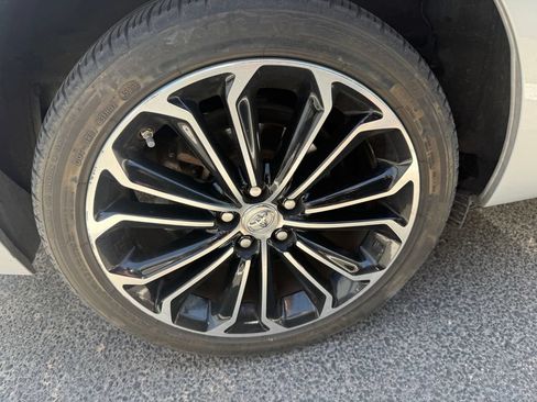 Used 2015 Toyota Corolla S FWD image 16